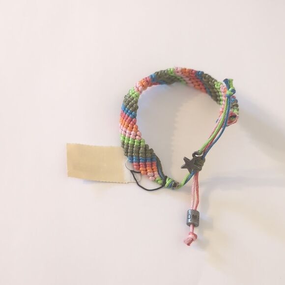 800 AEO Multi Color Macrame Cross Grain Adjustable Slider Bracelet - Picture 4 of 4